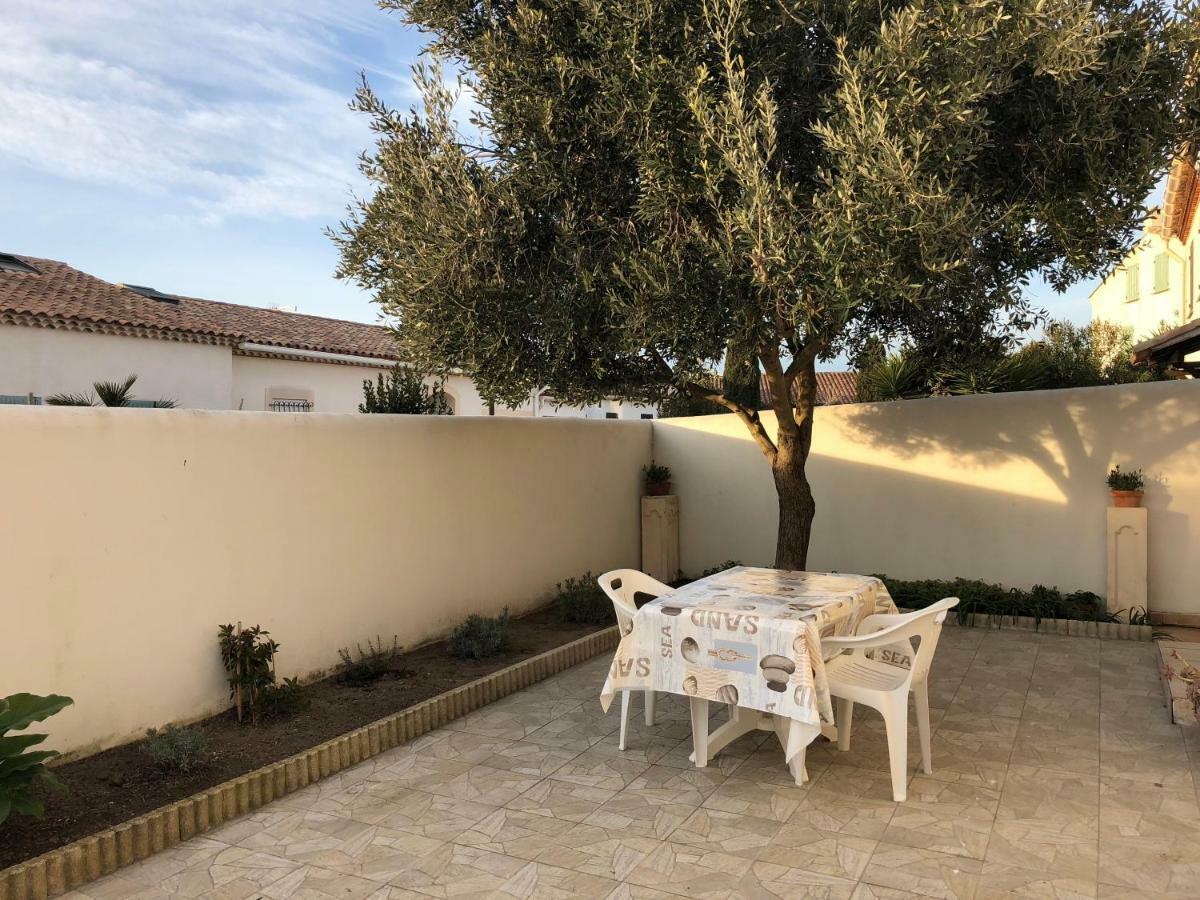 Appartement De L'Olivier Saintes-Maries-de-la-Mer Exterior foto